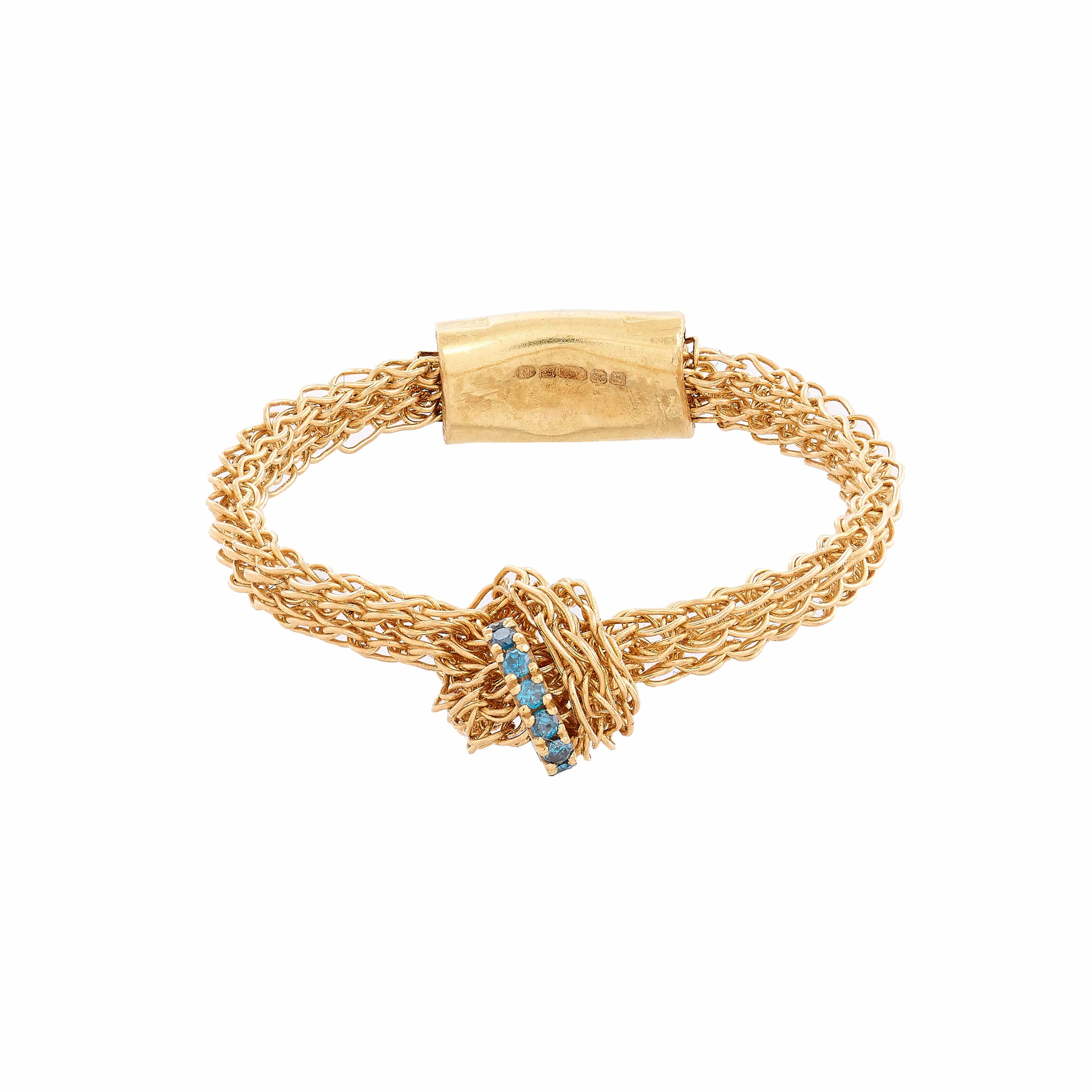 Memory Knot Ring With Blue Diamond Highlights