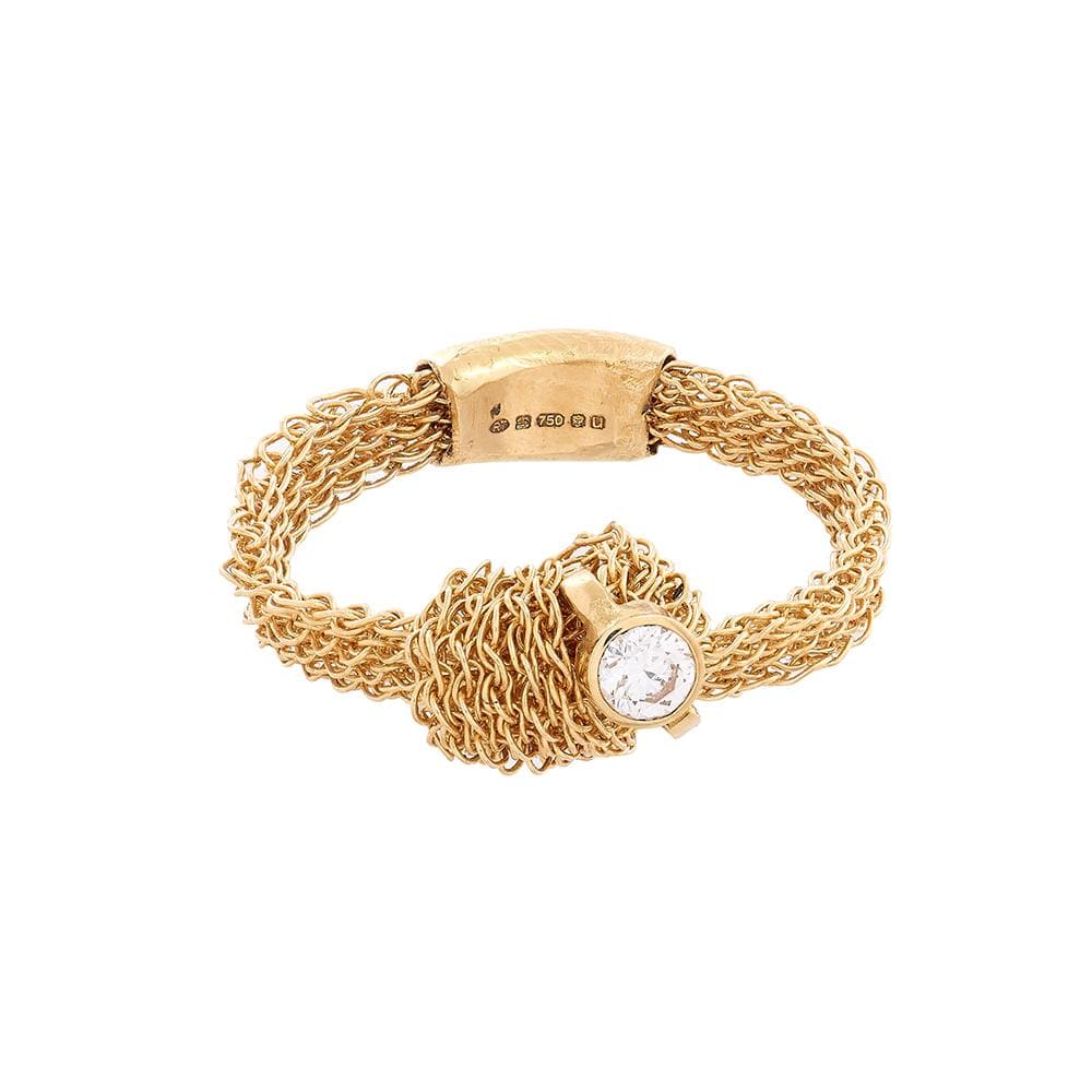 Memory Knot Ring With A Large Diamond Highlight