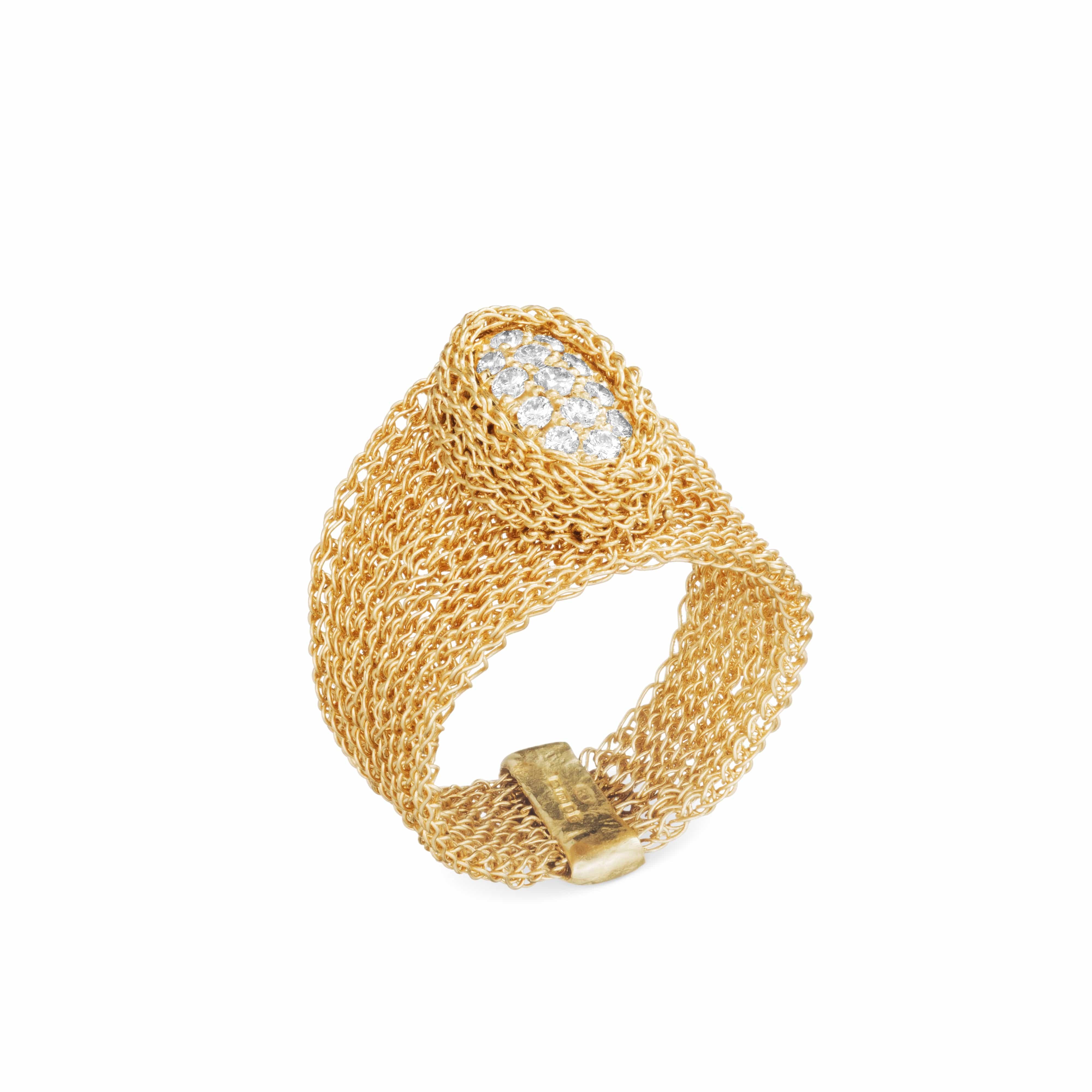 Lumo Pavé Cluster Ring